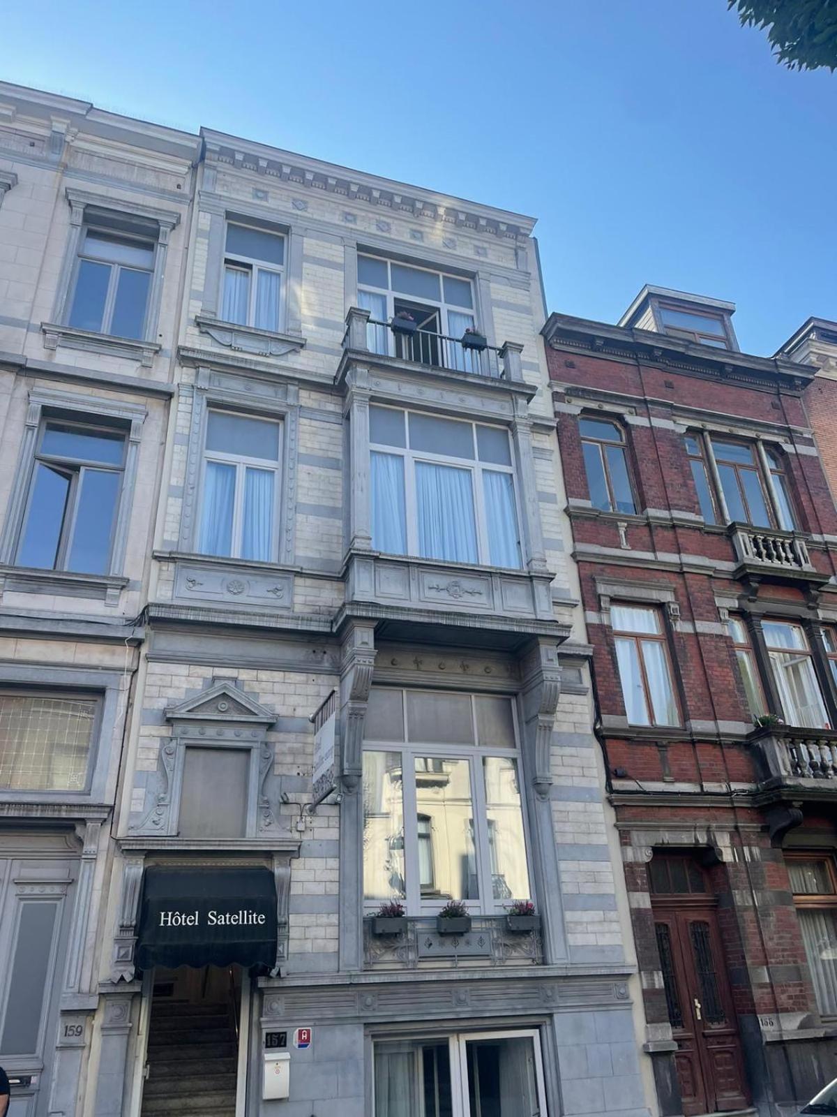 Hotel Satellite Brussels Exterior photo